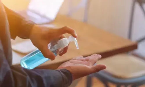 హ్యాండ్‌ శానిటైజర్లతో క్యాన్సర్‌ ముప్పు