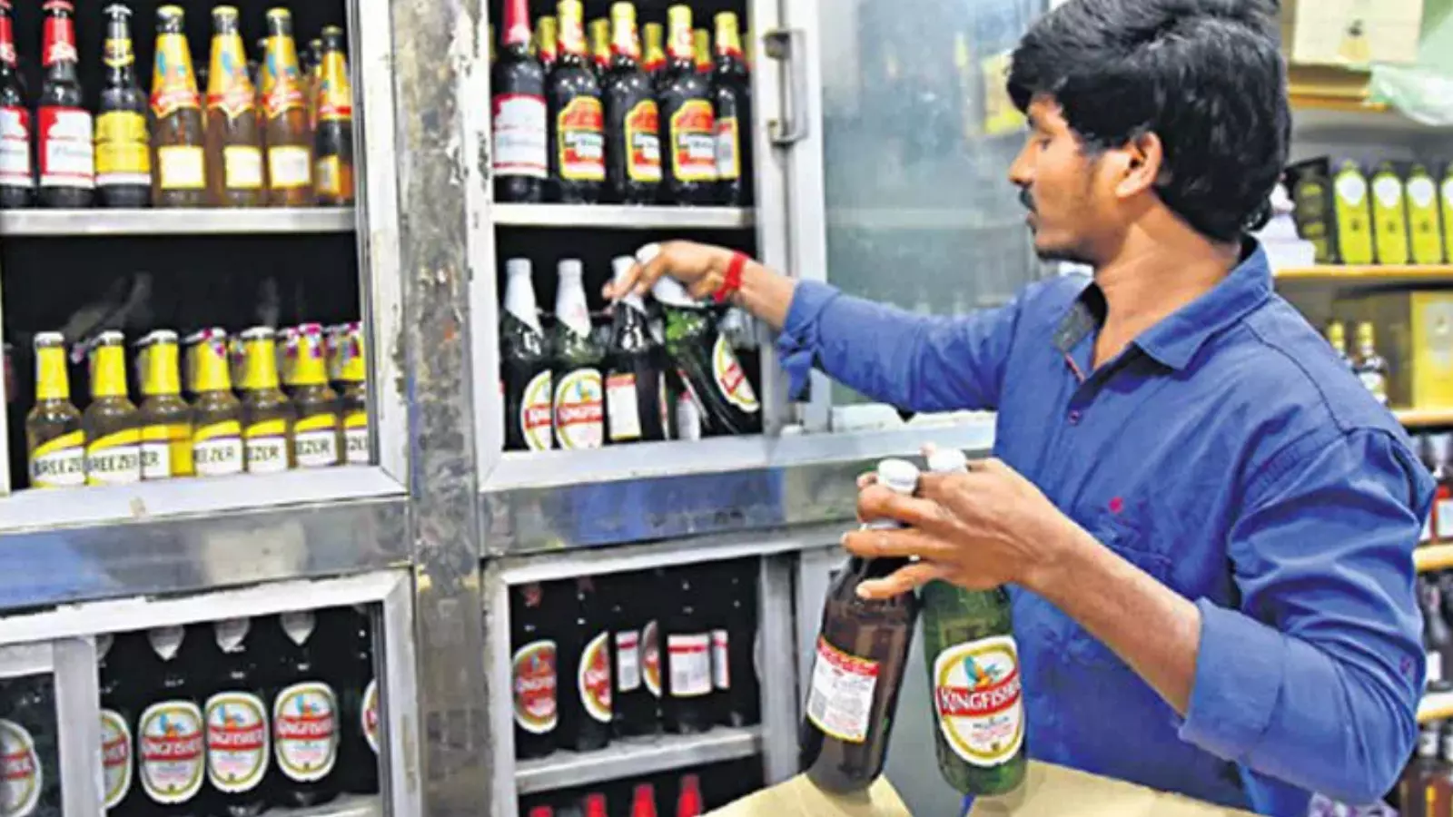 Telangana : నేడు మద్యం షాపుల టెండర్లకు ముగియనున్న గడువు