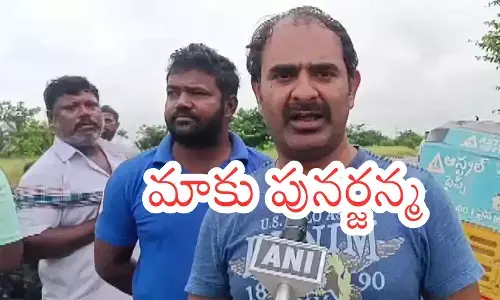 Bus Accident : వణికిపోతున్న బస్సు ప్రమాద  బాధితులు.. ఇలా బయటపడ్డామని