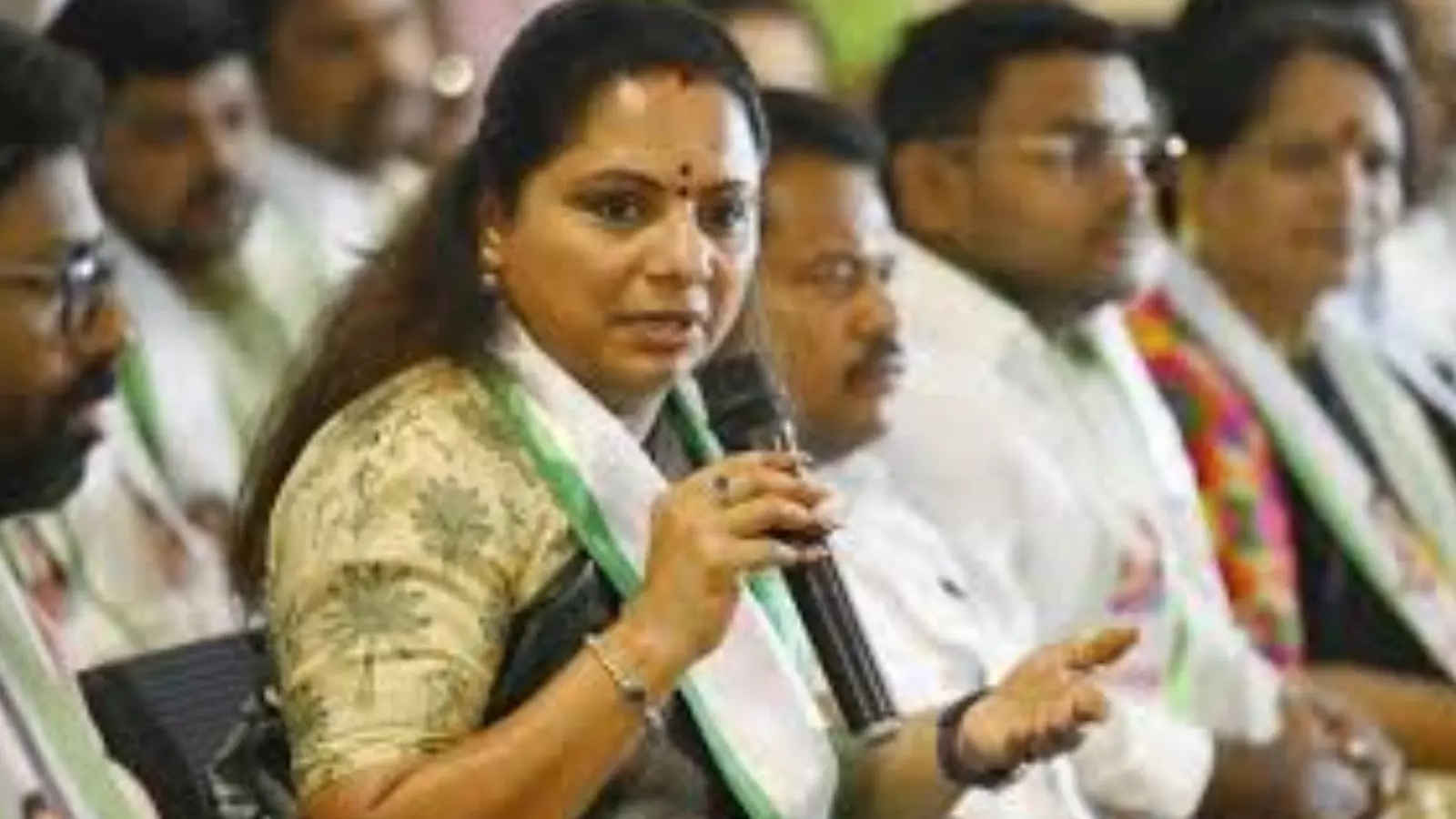 Telangana : నేటి నుంచి కవిత జిల్లాల యాత్ర