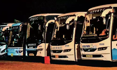 ఆర్టీసీ బస్సుల కు పెరిగిన రద్దీ