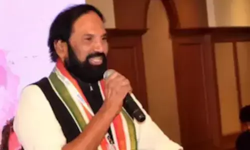 అన్నీ సర్వేలు కాంగ్రెస్ వైపే : మంత్రి ఉత్తమ్