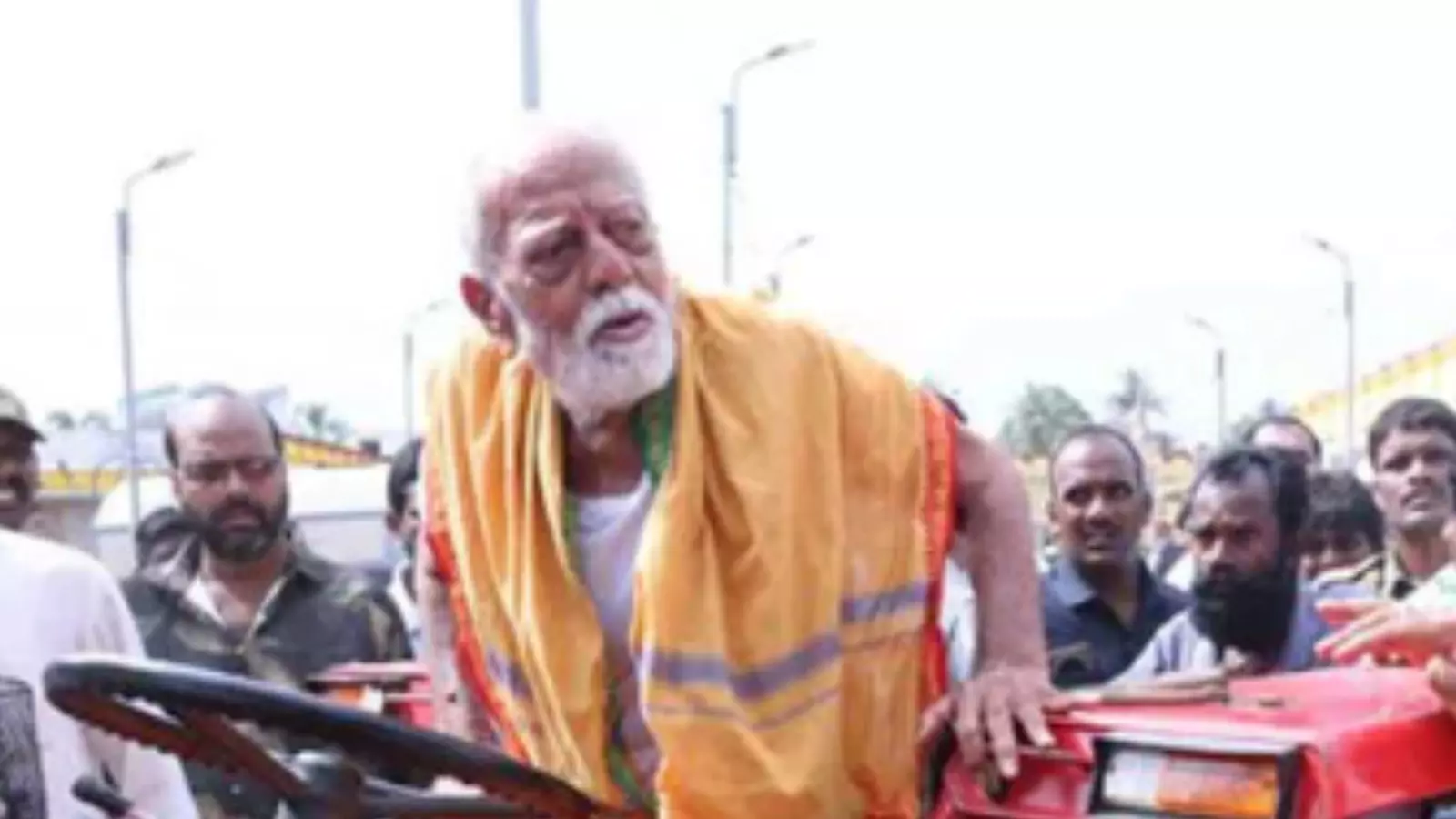 Kasibugga Stampade : ఇంత మంది వస్తారని ఊహించలేదు : హరిముకుంద్ పండా Kasibugga Stampade : ఇంత మంది వస్తారని ఊహించలేదు : హరిముకుంద్ పండా