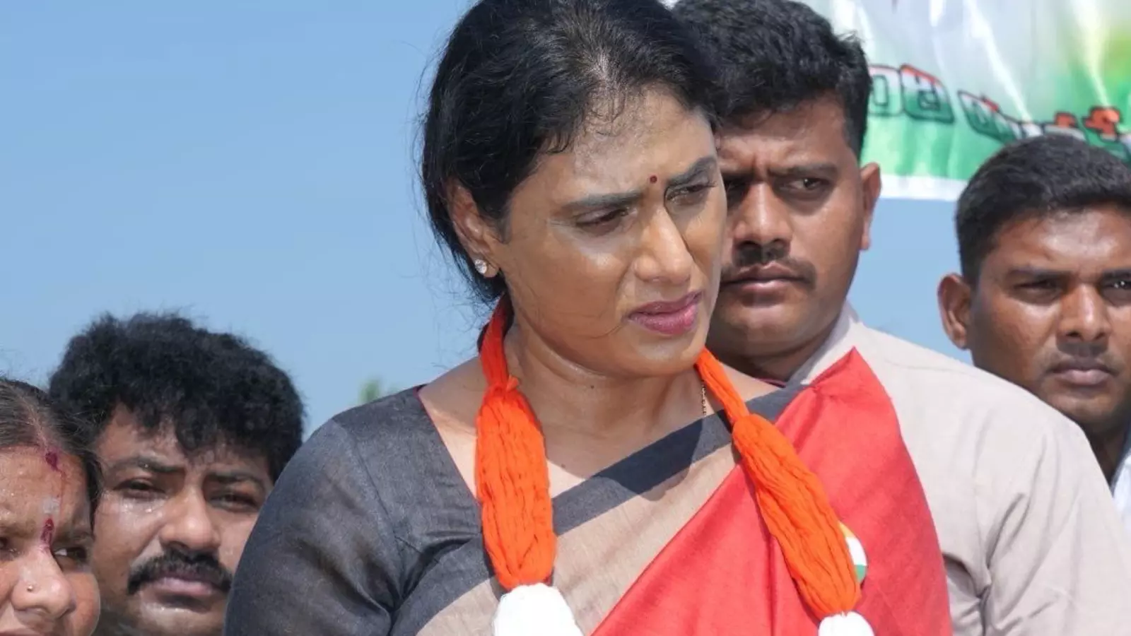 Ys Sharmila :ప్రభుత్వానివి తప్పుడు లెక్కలు : వైఎస్ షర్మిల Ys Sharmila :ప్రభుత్వానివి తప్పుడు లెక్కలు : వైఎస్ షర్మిల