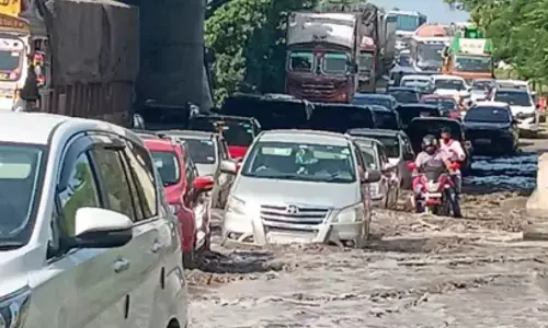 హైదరాబాద్ - విజయవాడ మధ్య ట్రాఫిక్  జాం