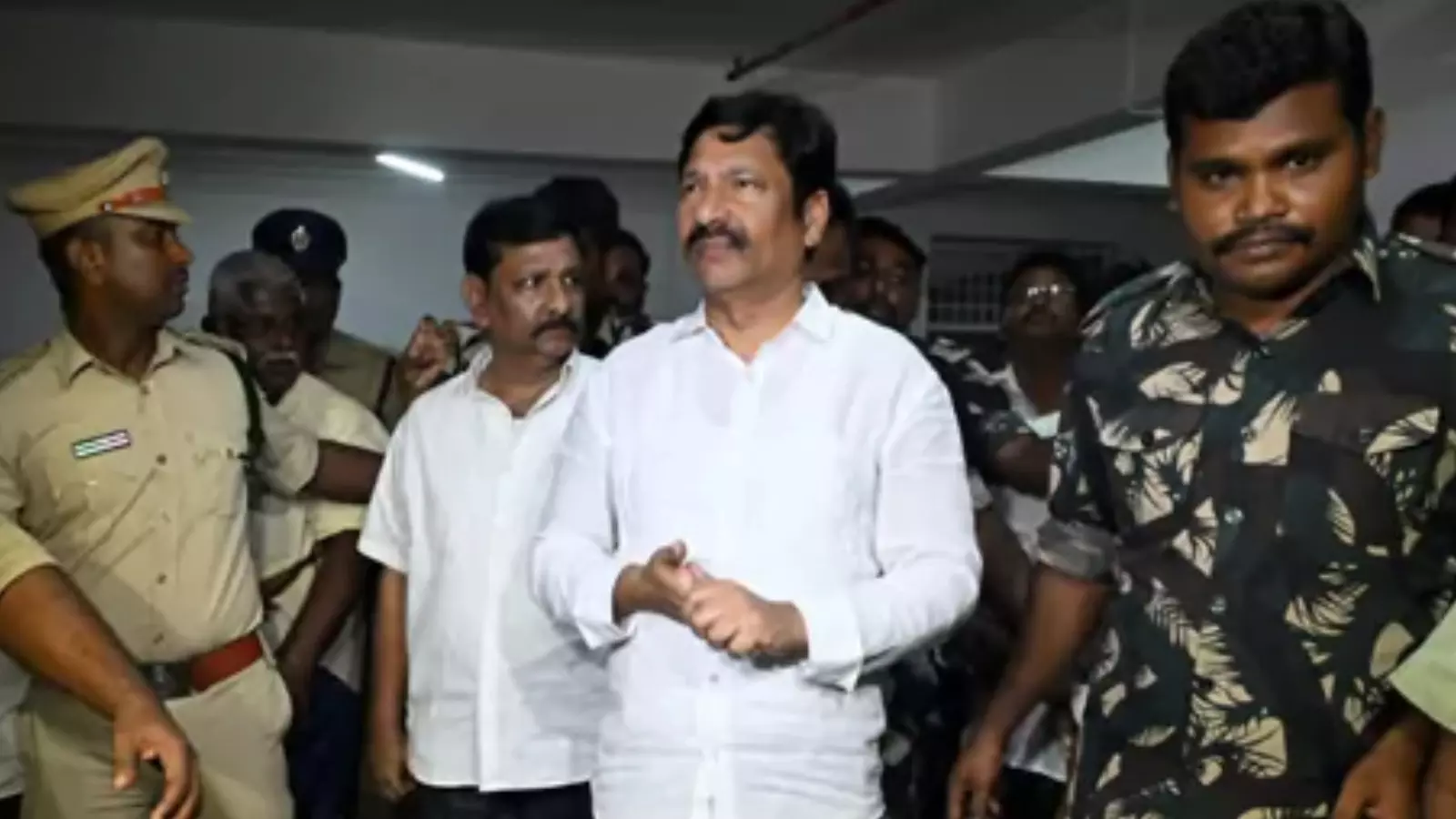 నేటి నుంచి కస్టడీకి జోగి రమేష్ నేటి నుంచి కస్టడీకి జోగి రమేష్