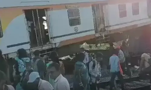 ఘోర రైలు ప్రమాదం... పది మంది మృతి