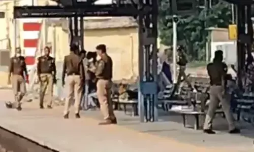 Breaking : ఉత్తర్ ప్రదేశ్ లో ఘోర రైలు ప్రమాదం