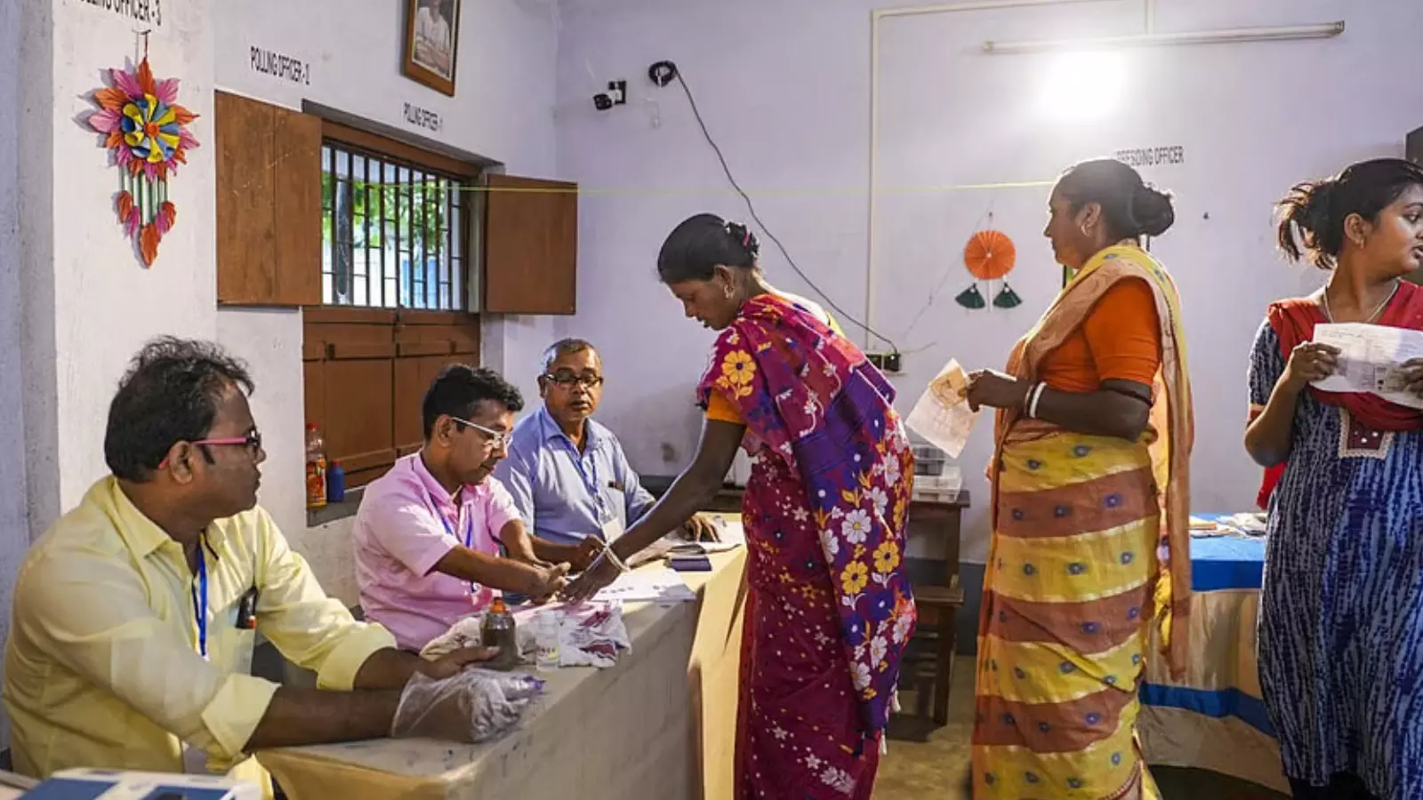 first phase of bihar assemblyl elections began today first phase of bihar assemblyl elections began today