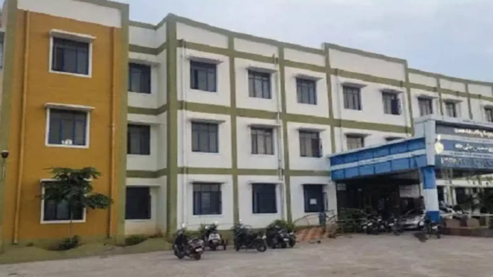 Ragging : నల్లగొండ మెడికల్ కళాశాలలో ర్యాగింగ్ కలకలం