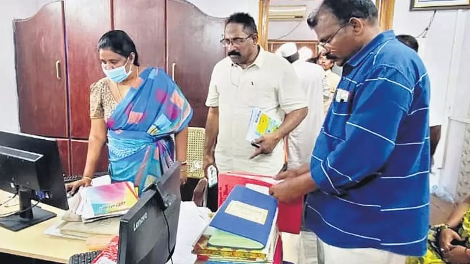 Amdjra Pradesh : ఏసీబీ సోదాల్లో కీలక విషయాలివే Amdjra Pradesh : ఏసీబీ సోదాల్లో కీలక విషయాలివే