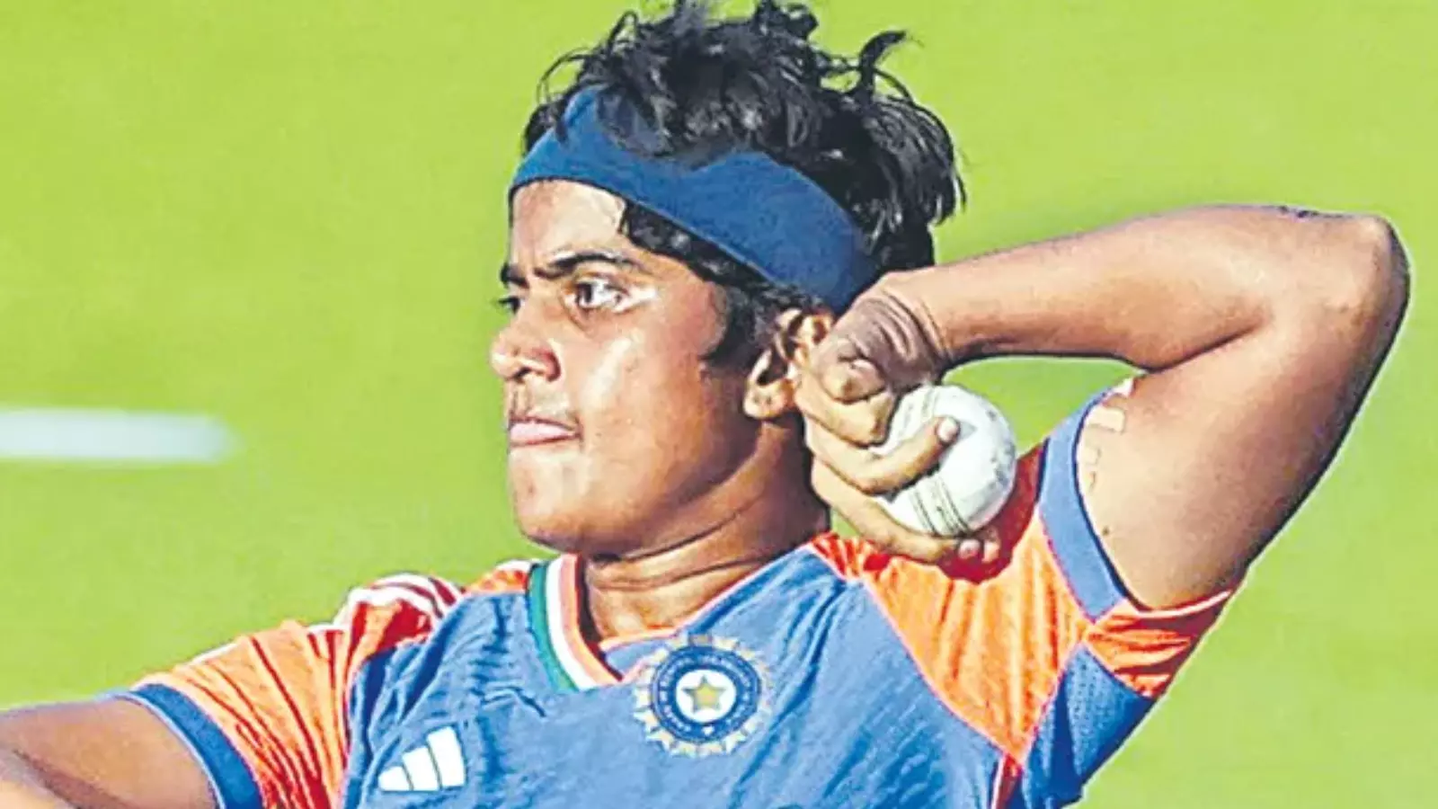 నేడు విజయవాడకు శ్రీచరణి నేడు విజయవాడకు శ్రీచరణి