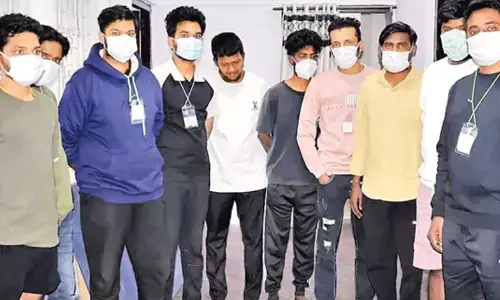 Telangana : ఢిల్లీ నుంచి బయలుదేరిన మయన్మార్ సైబర్  ఫ్రాడ్ బాధితులు