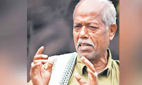 chief minister revanth reddy has ordered that the body of renowned writer andesree  cremated with state honours