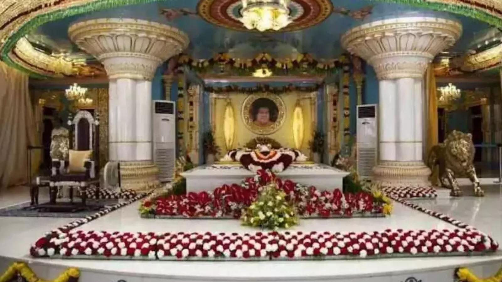 Puttaparthi : శతజయంతి వేడుకలకు ముస్తాబయిన పుట్టపర్తి Puttaparthi : శతజయంతి వేడుకలకు ముస్తాబయిన పుట్టపర్తి