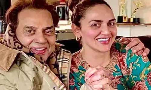 dharmendras daughter esha deol has denied the news of his death