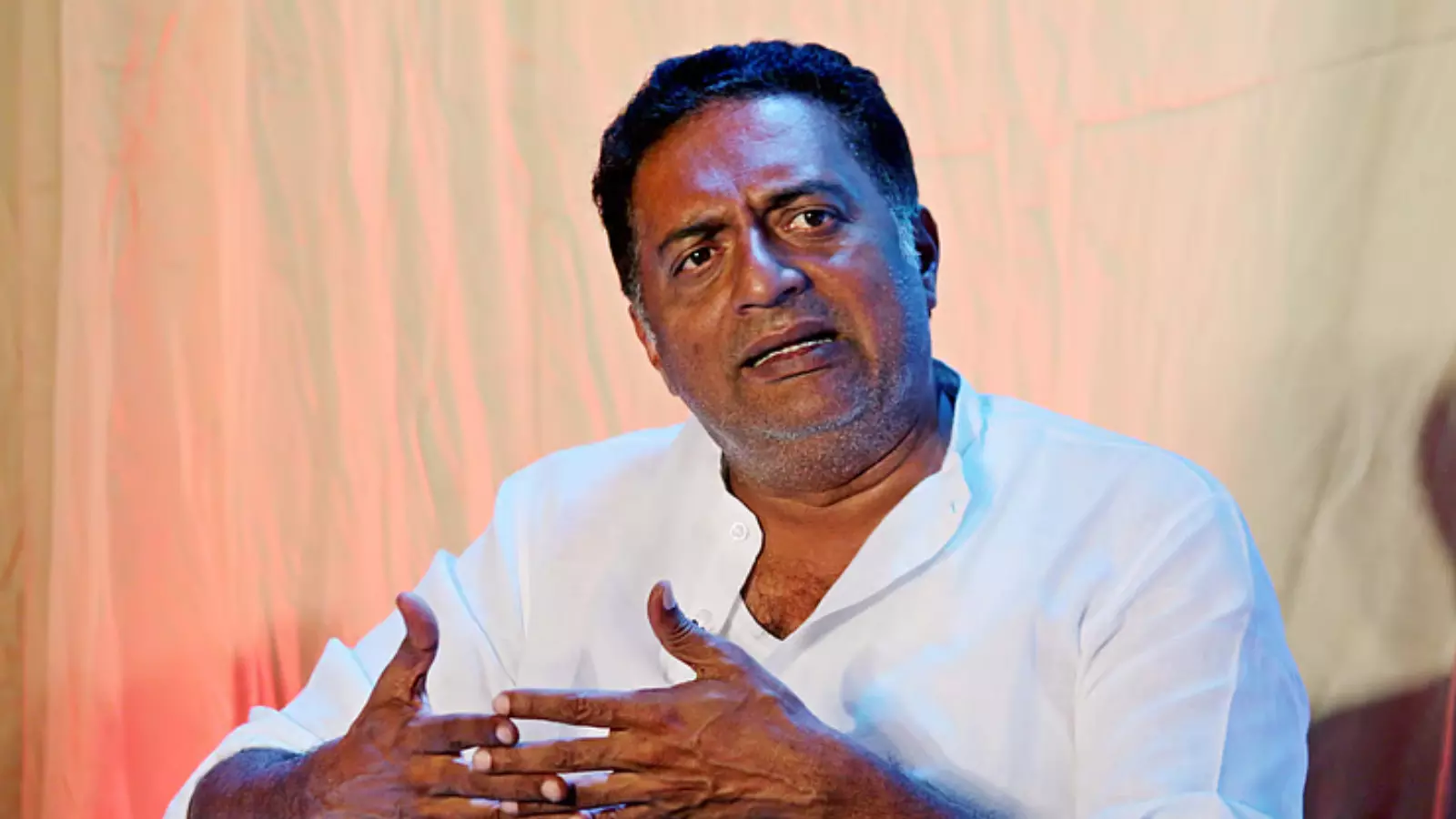 Prakash Raj : క్షమాపణ కోరిన సినీనటుడు ప్రకాష్ రాజ్ Prakash Raj : క్షమాపణ కోరిన సినీనటుడు ప్రకాష్ రాజ్