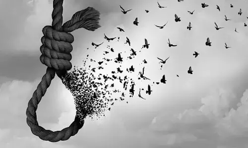 Telangana : వివాహానికి ఒక్క రోజు ముందు .. బలవన్మరణం