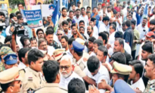 వైసీపీ నేత అంబటి రాంబాబుపై కేసు