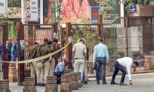 national investigationagency has made progress in the car bomb blast case at the red fort in delhi