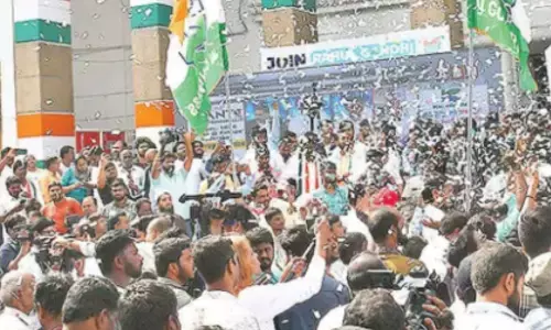 Breaking : జూబ్లీహిల్స్ లో రేవంత్ రప్పా .. రప్పా