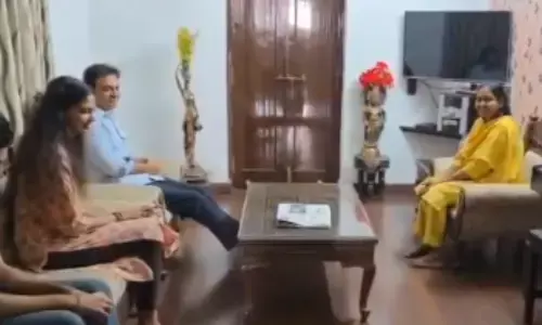 brs working president ktr  met maganti sunitha