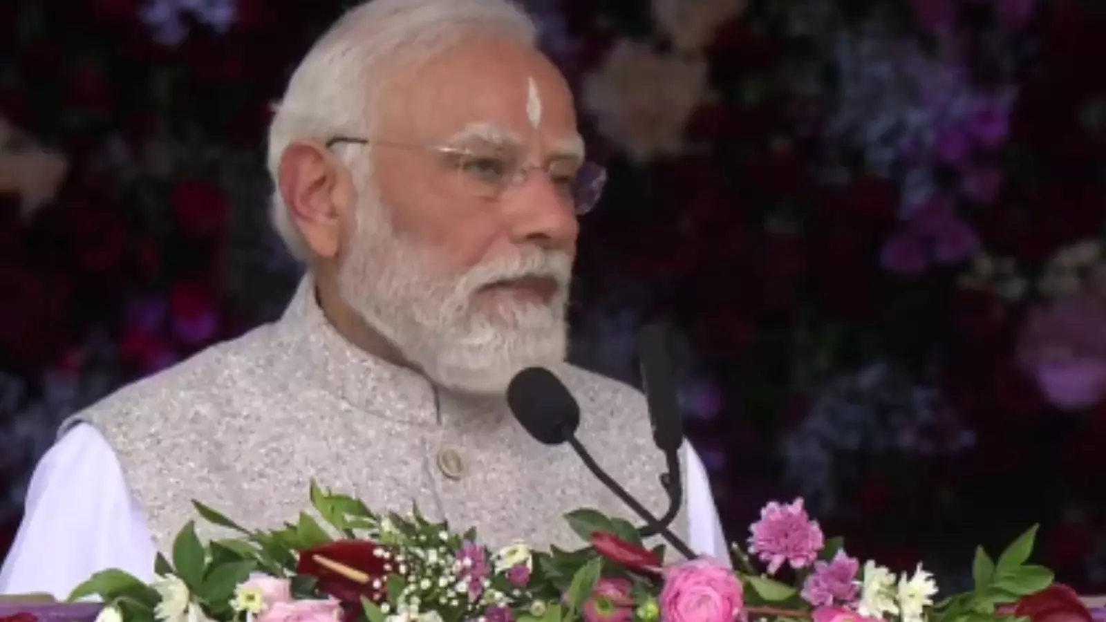 prime minister narendra modi will visit the states of karnataka and goa today prime minister narendra modi will visit the states of karnataka and goa today