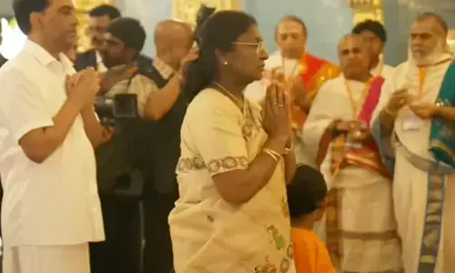 Puttaparthi : పుట్టపర్తిలో భారత రాష్ట్రపతి