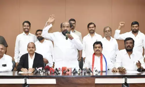 Telangana : నేడు బీసీ సంఘాల సమావేశం