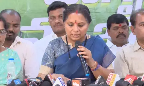 Kalvakuntla Kavitha : పుచ్చెలేచిపోద్ది.. బీఆర్ఎస్ నేతకు కవిత మాస్ వార్నింగ్