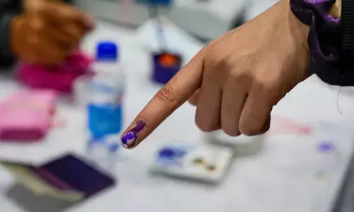 Telangana : నేటి నుంచి ఎన్నికల కోడ్.. పంచాయతీ ఎన్నికల షెడ్యూల్ ఇదే