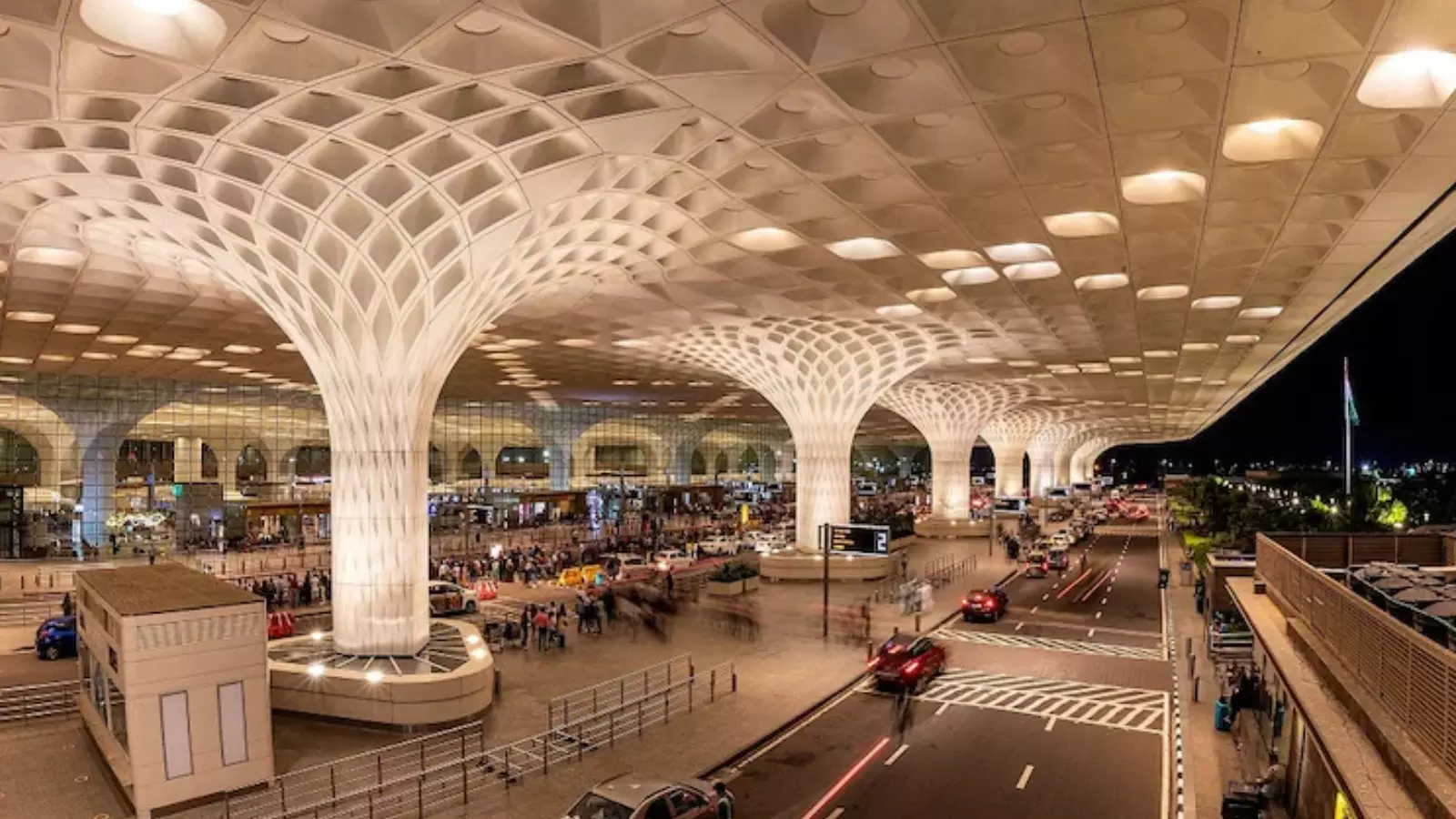 Mumbai : ముంబయిలో 39 కోట్ల విలువైన గంజాయి స్వాధీనం Mumbai : ముంబయిలో 39 కోట్ల విలువైన గంజాయి స్వాధీనం