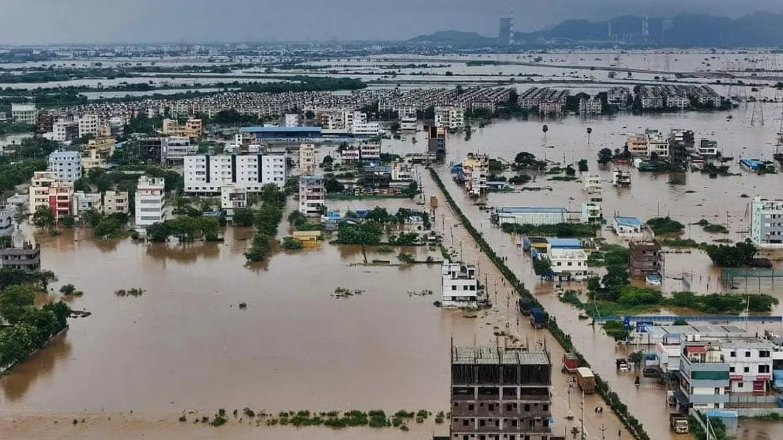 Andhra Pradesh : ఏపీలో మూడు జిల్లాలకు ఫ్లాష్ ఫ్లడ్స్ హెచ్చరికలు Andhra Pradesh : ఏపీలో మూడు జిల్లాలకు ఫ్లాష్ ఫ్లడ్స్ హెచ్చరికలు