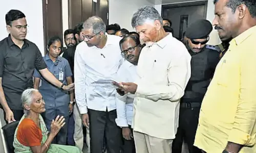 chief minister chandrababu naidu will visit tdp central office today