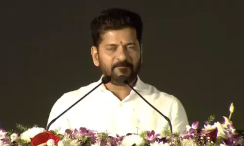 Revanth Reddy : ఖమ్మం జిల్లాను అభివృద్ధి చేసే బాధ్యత నాదే