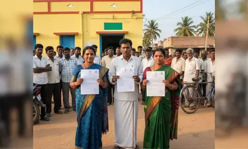 ఇద్దరు భార్యలతో నామినేషన్లు