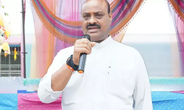 అబద్ధాలకు జగన్ బ్రాండ్ అంబాసిడర్ : జగన్