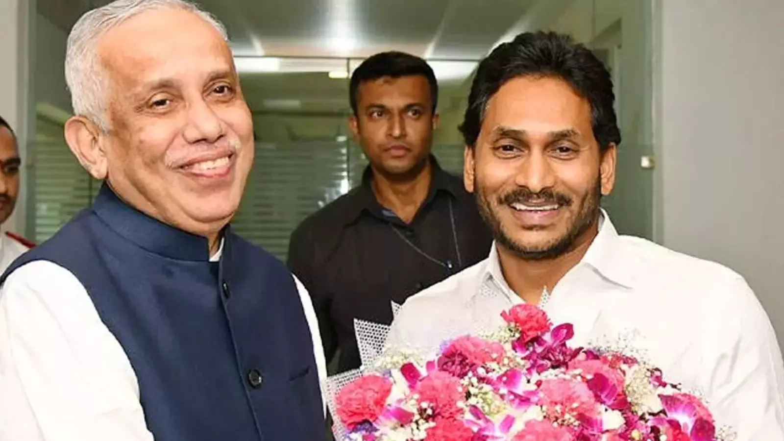 Ys Jagan : ఈ నెల 17న గవర్నర్ తో జగన్ భేటీ Ys Jagan : ఈ నెల 17న గవర్నర్ తో జగన్ భేటీ