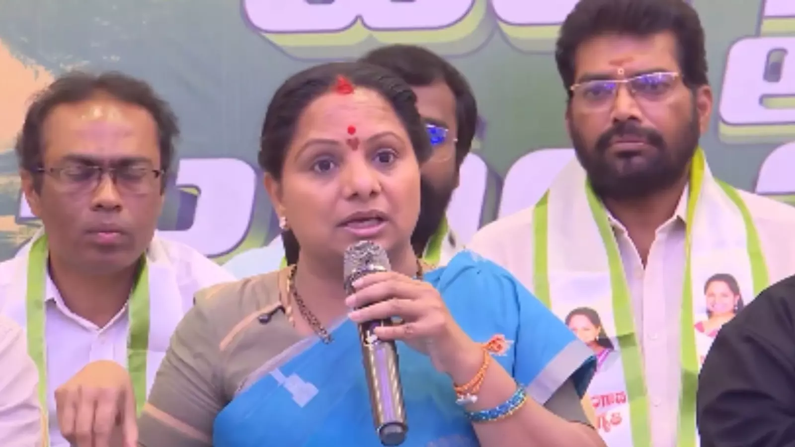 Kalvakuntla Kavitha : హరీశ్ రావుపై మరోసారి కవిత ఫైర్