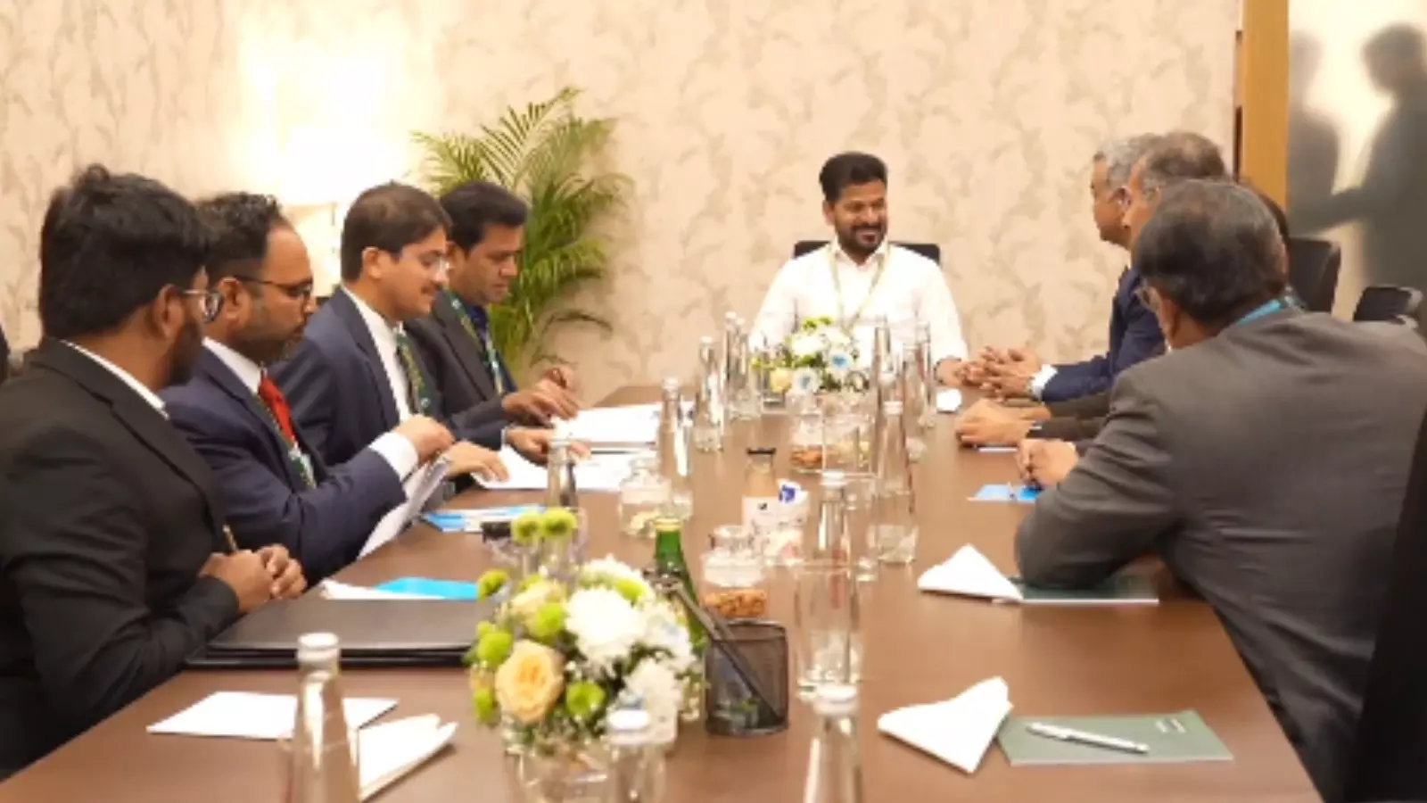 Telangana : గ్లోబల్ సమ్మిట్ లో భారీగా ఒప్పందాలు