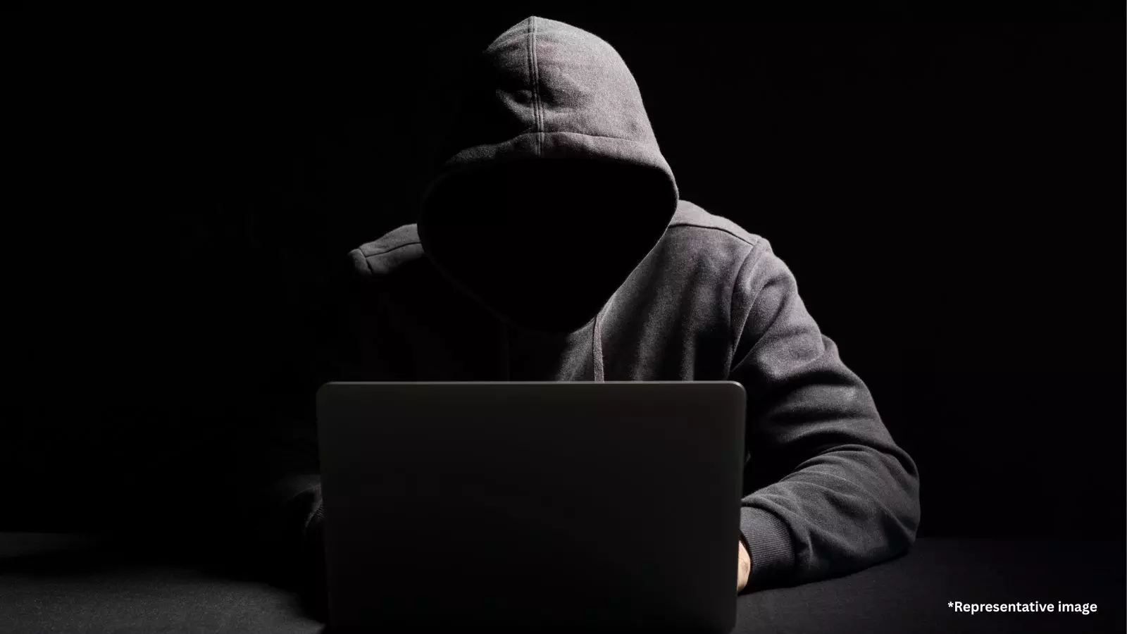 “Retired Bank of Baroda employee loses ₹10.45 lakh in Facebook pension card scam – Hyderabad cybercrime complaint” “Retired Bank of Baroda employee loses ₹10.45 lakh in Facebook pension card scam – Hyderabad cybercrime complaint”