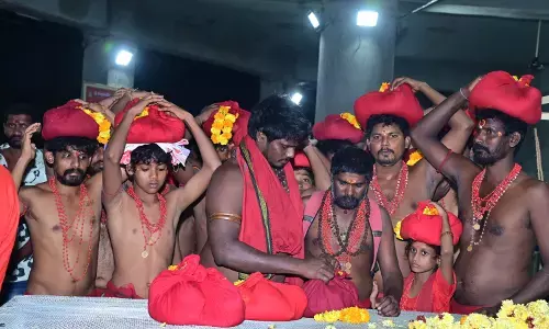 vijayawadas indrakiladri is packed with devotees vijayawadas indrakiladri is packed with devotees