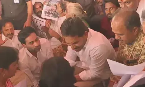 ysrcp chief ys jagan is visiting bhavanipuram ysrcp chief ys jagan is visiting bhavanipuram