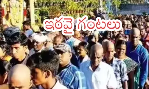 rush of devotees continues in tirumala