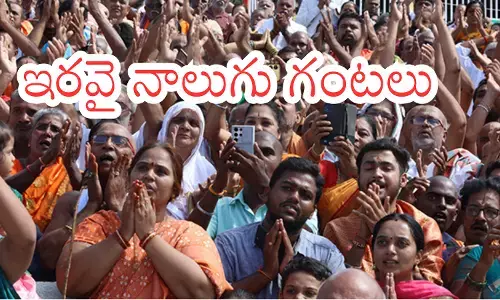 there is a lot of crowd of devotees in tirumala