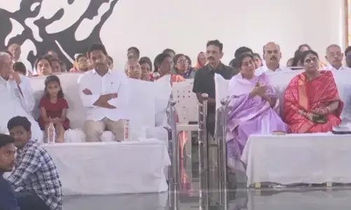 ex chief minister ys jagan participated in the christmas celebrations held at csi church in pulivendula ex chief minister ys jagan participated in the christmas celebrations held at csi church in pulivendula