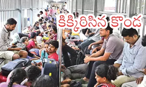 rush of devotees in tirumala has increased tremendously