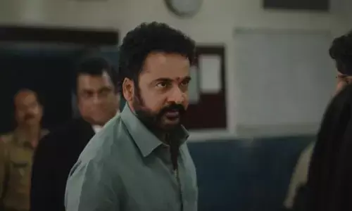 film actor divaji appeared before the yelangana eomens vommission