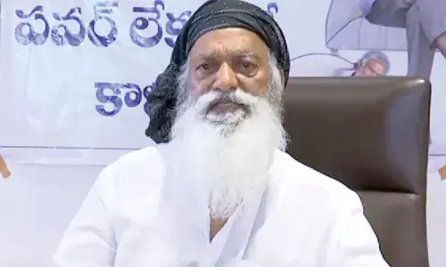 ex mla jc prabhakar reddy went on a one-day fast in tadipatri town