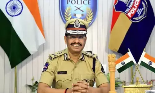 సంక్రాంతి వెళ్లే వారికి సజ్జనార్ సూచనలివే